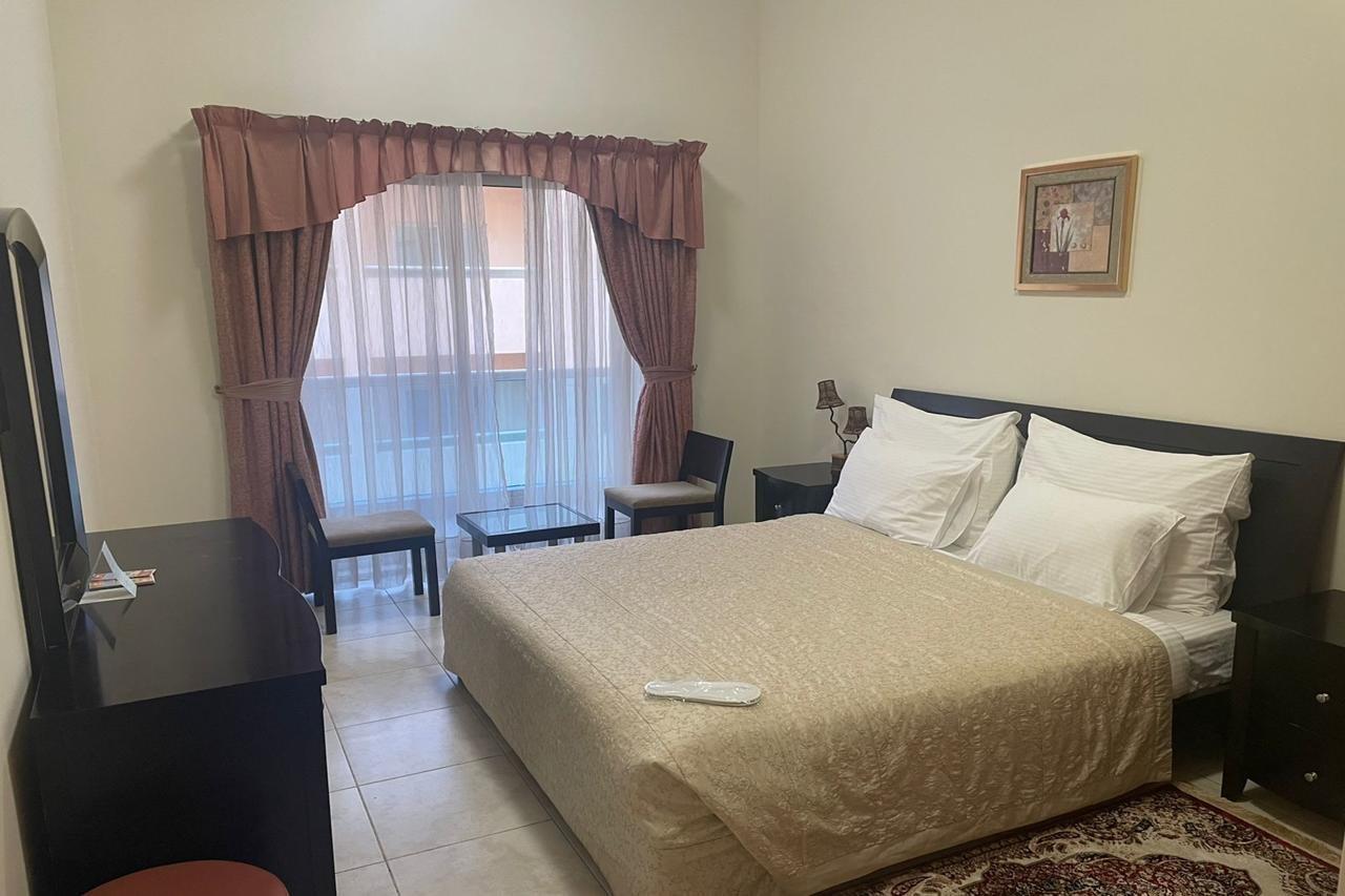 Al Raya Hotel Apartments Dubai Exterior photo