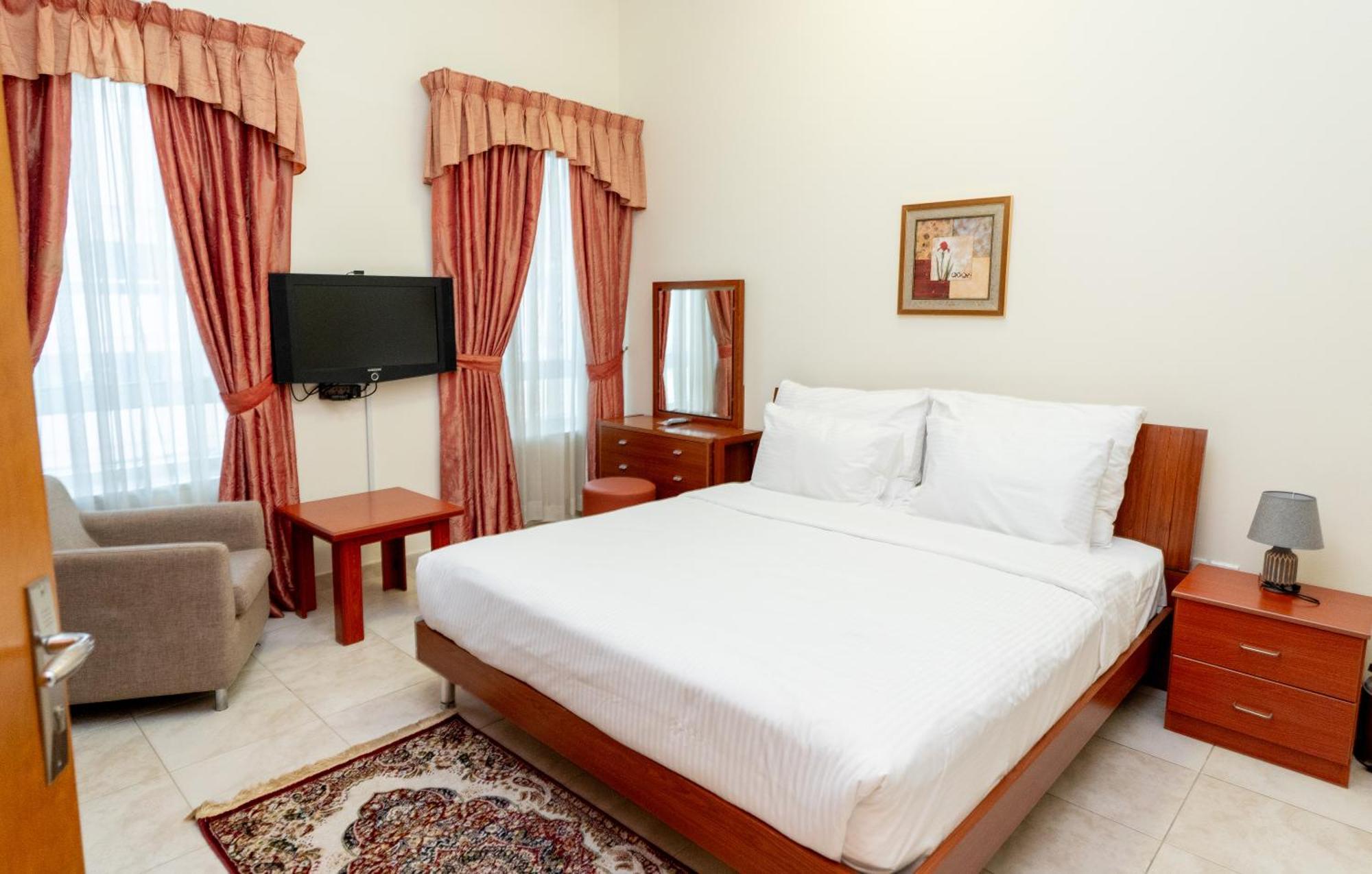 Al Raya Hotel Apartments Dubai Exterior photo